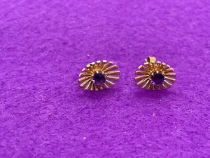 PENDIENTES ANTIGUOS VINTAGE DE ORO AMARILLO DE 9 QUILATES DE 9 QUILATES DE SEGUNDA MANO CONJUNTO DE TACHUELAS - Imagen 1 de 3
