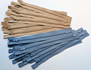 20 Pcs 9" Nylon Zippers Closed,multi-colors: 10 beige+10 gray - Picture 1 of 1