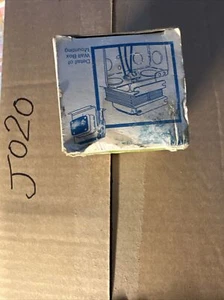 EDWARDS TRANSFORMER 590. KLASSE 2, 120 V, 50/60HZ PRIMÄR. NEU BOX IST BESCHÄDIGT - Bild 1 von 7