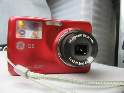 General Imaging GE Z1300 10.1MP Compact Digital Camera Red with  - Image 1 of 3
