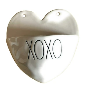 Rae Dunn XOXO Abrazos y Besos Cerámica en Forma de Corazón Colgante de Pared Amor de San Valentín - Imagen 1 de 5