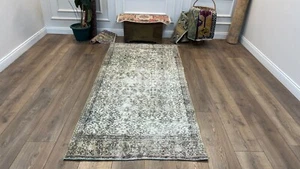 Alfombra de corredor hecha a mano colores beige y marrón, alfombra turca vintage, 3,7 x 8,2 pies - Imagen 1 de 10