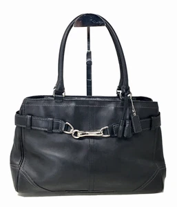 Bolso de mano Coach Hampton grande para mujer de cuero negro con cinturón F08A71 usado en excelente estado - Imagen 1 de 10