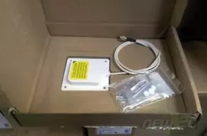 CISCO AIR-ANT2460P-R INDOOR/OUTDOOR 6DBI 2.4GHz PATCH DIRECTIONAL ANTENNA RP-TNC - Picture 1 of 1