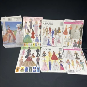 Vintage Barbie Puppe Kleidung Schnittmuster Nähpaket Vogue Simplicity McCall’s ungeschnitten - Bild 1 von 8