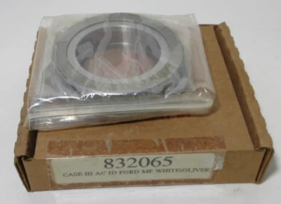 CLUTCH RELEASE BEARING 832065 THROW OUT CASE JD MF ALLIS CHALMERS TRACTOR  #1047 - Image 1 of 4