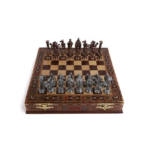 Mittelalter Britische Armee Antik Kupfer Metall Schachspiel für Erwachsene, Handarbeit Stück... - Bild 1 von 9