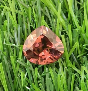 10.51 Ct Flawless Pear Cut Lab Grown Rhodolite Garnet AAA Quality Loose Gemstone - Picture 1 of 8