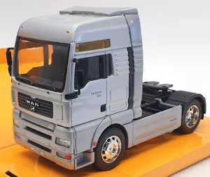 Modellino auto Welly scala 1/32 32640W - MAN TG510A - argento - Foto 1 di 5