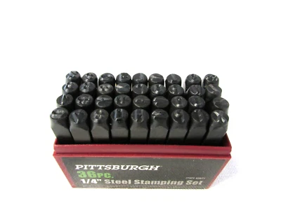 Pittsburgh 36 Piezas 1/4" Acero Estampado Estuche Superior y 0-9 Plus '&' con Caja Original Foto 1 de 4
