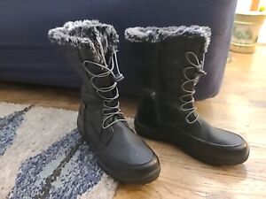 womens totes boots size 11