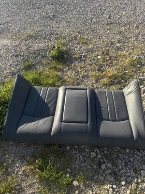 06-11 Cojín superior asiento trasero beige OEM Mercedes W219 CLS63 CLS55 AMG Foto 1 de 4