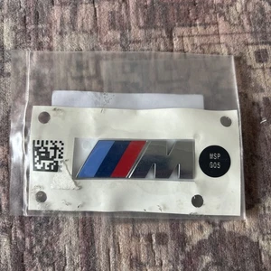 Original Neu BMW M WING BADGE für X5 G05 M Sport 2017-2019 51148094236 - Bild 1 von 2