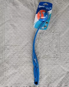 Chuckit! 18M~18in Ball Launcher for Medium Balls - Dog Fetch Toy - SEALED - NEW - Picture 1 of 11