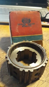 vintage NOS Ford clutch hub in original box - Bild 1 von 4