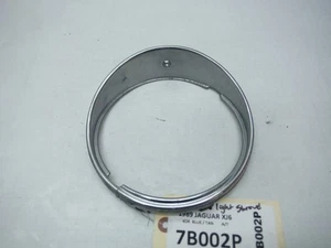 1987 JAGUAR XJ6 A/T DRIVER LEFT HEADLIGHT TRIM SHROUD OEM 1984 1985 1986 - Picture 1 of 9