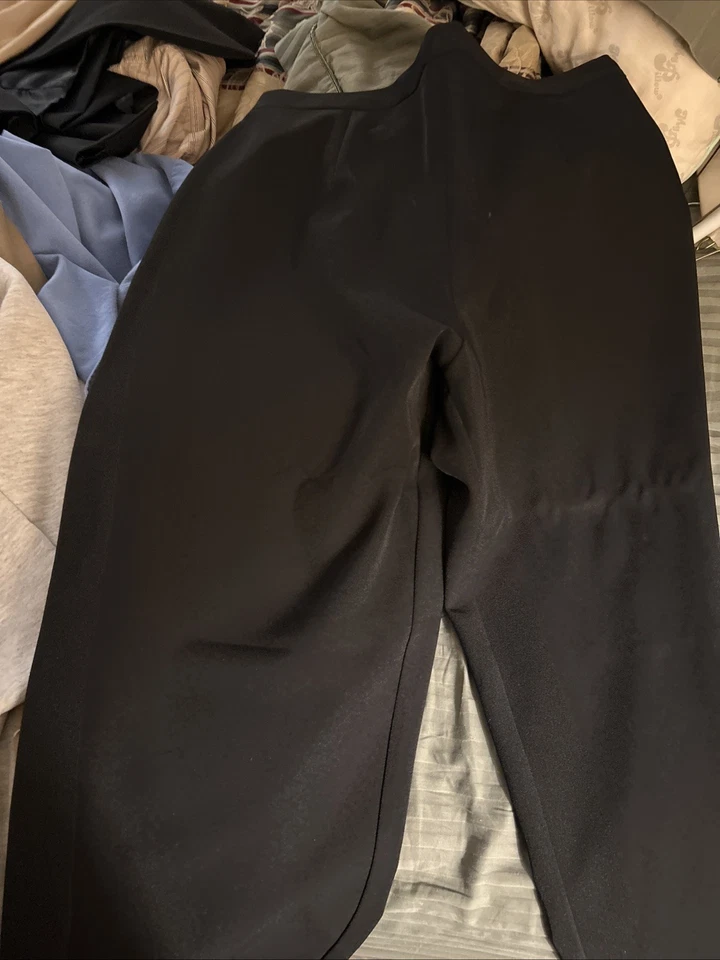 Pantalones de vestir negros para mujer Monroe and Main 12 Foto 1 de 3