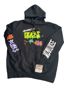Men's Mitchell & Ness Milwaukee Bucks Hoodie Black Hardwood Classics Large NBA - Picture 1 of 9