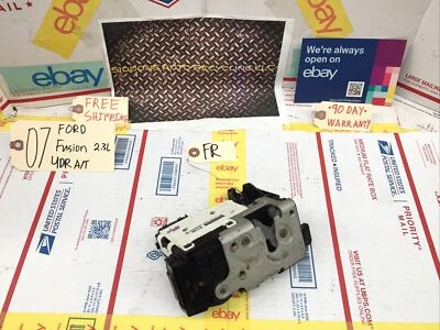 06-12 PESTILLO ACTUADOR CERRADURA PUERTA PASAJERO DELANTERO DERECHO FORD FUSION MERCURY MILAN  Foto 1 de 3