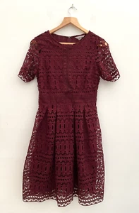 H&M Dress UK S 8 10 Burgundy Lace Short Sleeve Skater Fit & Flare Party Cocktail - Picture 1 of 7