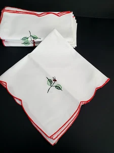 8 Weihnachten Stechpalme Beere Abendessen Servietten weiß Baumwolle rot gerippt Rand 16X16 - Bild 1 von 3
