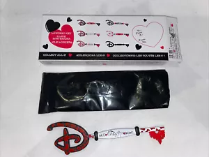 Disney Store World Of Disney Love Series Mystery Key Aristocats We Go Together - Picture 1 of 4