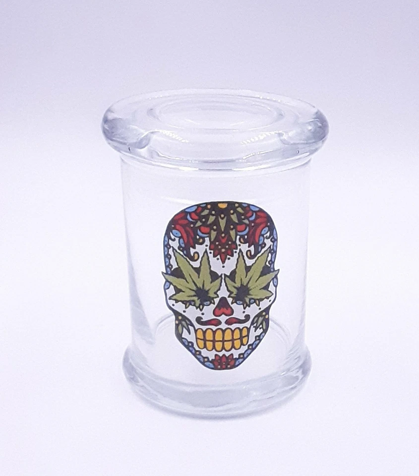 Sugar skull Hemp leaf large - Image 1 of 1