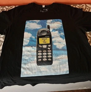 Camicia nera "Weed is Tite" grafica cielo. Dalla GZ1 {Esclusiva Vintage} 2XL - Foto 1 di 3