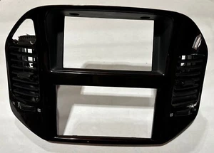 01-06 MITSUBISHI MONTERO LIMITED CENTER DASH RADIO BEZEL AIR VENT TRIM WOODGRAIN - Picture 1 of 16