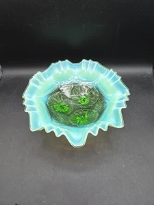 Vintage Jefferson Glass Ruffles & Rings Green Opalescent 3-Footed 9" Bowl EAPG - Picture 1 of 13