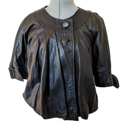 Chaqueta corta de colección Y2K MIKE & CHRIS cuero dobladillo globo hebilla puño, talla XS/S Foto 1 de 4