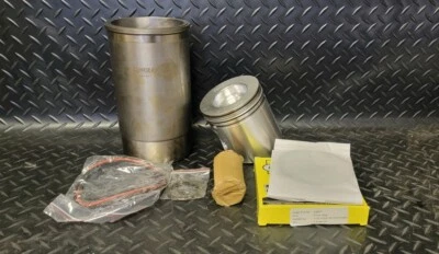 John Deere Piston, Ring & Liner Kit Anglo Agriparts A56163 - Image 1 of 4