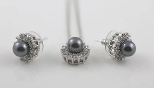 CZ Flower with Grey Pearl Center Silver Tone 16" Necklace and Earring Set - Picture 1 of 3