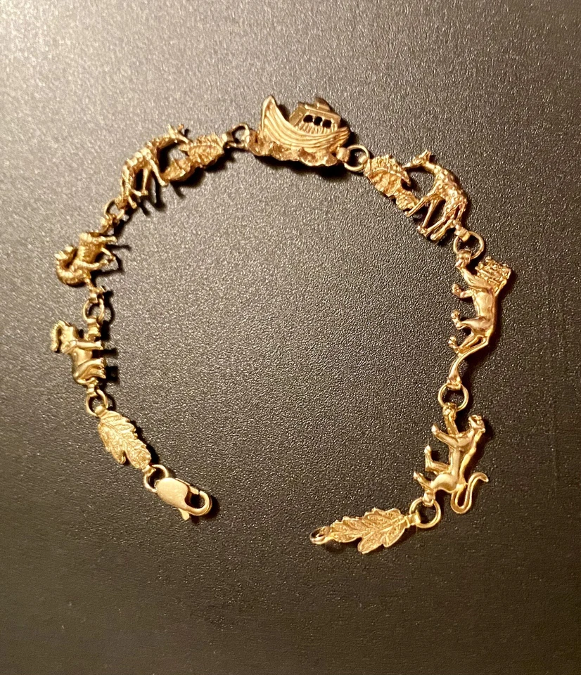 *EN VENTA* Pulsera antigua de oro macizo de 14k con dije de arca de Noé *EN VENTA* Foto 1 de 4