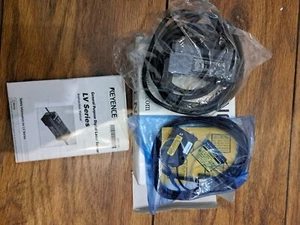 KEYENCE LV-H67 + LV-21A / LVH67 + LV21A Amplifier Unit + Sensor Head - Picture 1 of 5