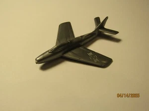 Vintage F-84-F Plastic Cereal Promo Jet Airplane No Stand Version 1950s - Picture 1 of 4
