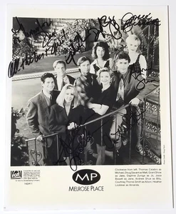 Melrose Place Besetzung ECHT SIGNIERT 1993 Promo Foto JSA LOA handsigniert Locklear +6 - Bild 1 von 8