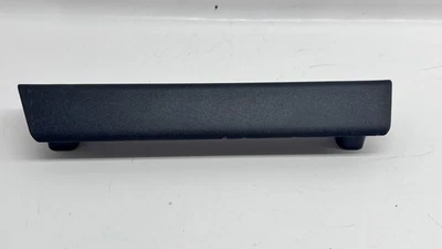 Puerta levadiza trasera Volkswagen Tiguan 2018-2020 manija de liberación interior OEM Foto 1 de 4