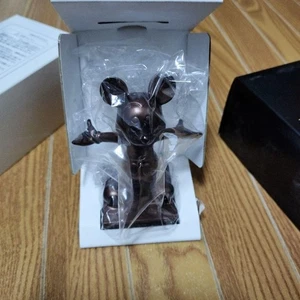 Disney Resort Mickey Mouse Bronze Statue Sammelfigur Originalverpackt - Bild 1 von 4