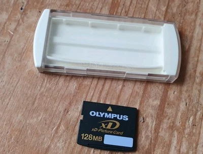 xD Picture Card 128MB Fujifilm & Case For Olympus And Fujifilm Digital Cameras - Image 1 of 2