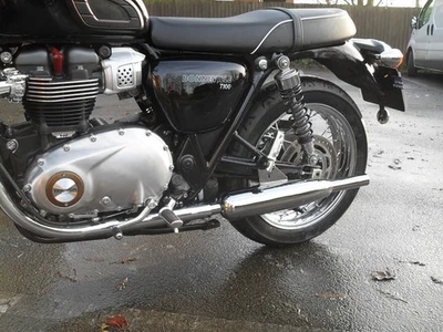 Escape Triumph Bonneville T100 / T120 Norman Hyde Classic TOGA - Imagen 1 de 4