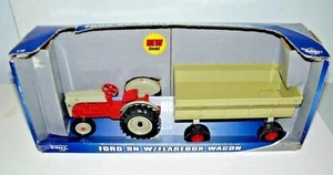 2004 Diecast Ertl New Holland Ford 8N Tractor 1/16 with Flarebox Wagon Set 12797 - Picture 1 of 5