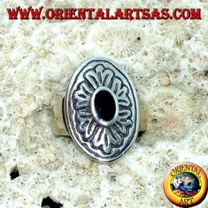 Anello in argento 925 ‰ con onice ovale e bordo largo intarsiato - Foto 1 di 3