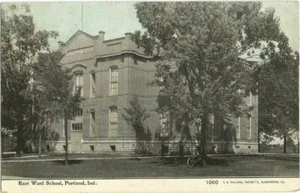 Portland, IN Indiana 1910 Postkarte, East Ward School von C.U. Williams - Bild 1 von 2