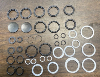 Kit de revisión de acoplador separador AR82570 para John Deere Foto 1 de 3