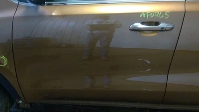 Driver Front Door Without Solar Glass Fits 17-22 SPORTAGE 911794 — 第 1/4 张图片