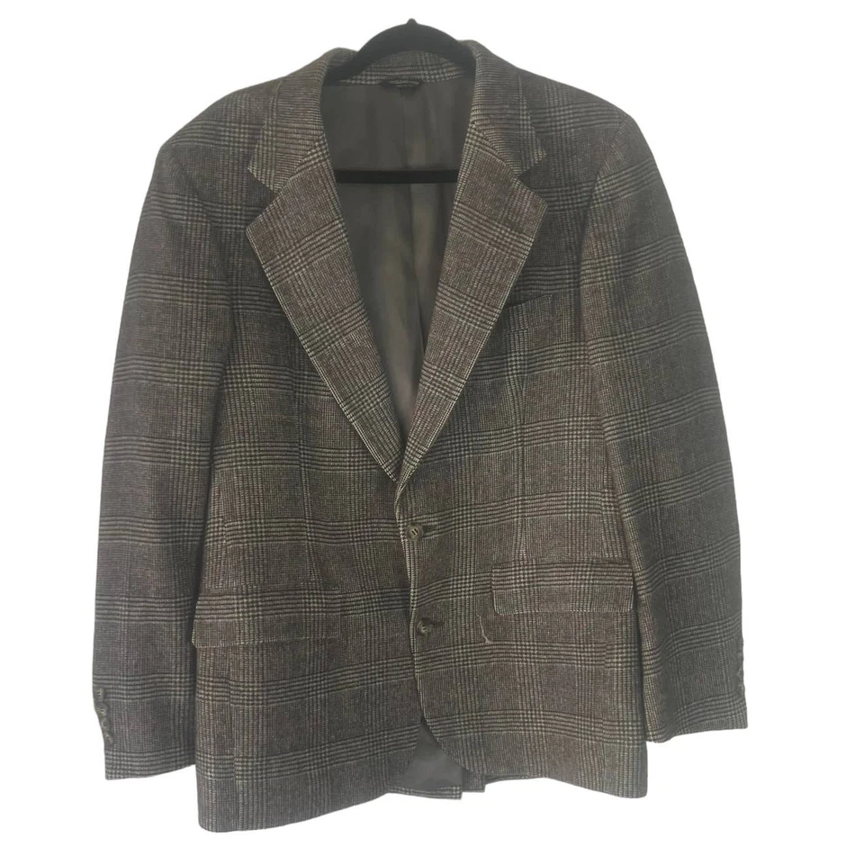 Barrister Men's Size 40 Large Houndstooth 100% Camel Hair Blazer - Image 1 of 4