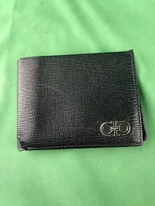 Billetera doble plegable Salvatore Ferragamo Revival - Imagen 1 de 4