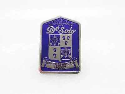 INSIGNIA PARRILLA DELANTERA AZUL MOTOR DESOTO CHRYSLER NUEVA Foto 1 de 2