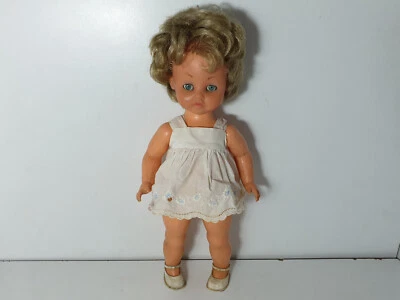 Poupée 33 cm plastique Made in FRANCE ancienne jouet vintage années 70 - Photo 1/4